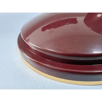 Funeral Ash Urn Bordeaux Color With Gold Belt for Human Ash Reserved in ABS Plastic (ref PA002-2) detail view